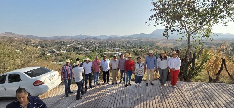 INAUGURAN PAVIMENTACIÓN EN LA DELEGACIÓN DE BEJUCOS QUE FORTALECE LA INFRAESTRUCTURA VIAL